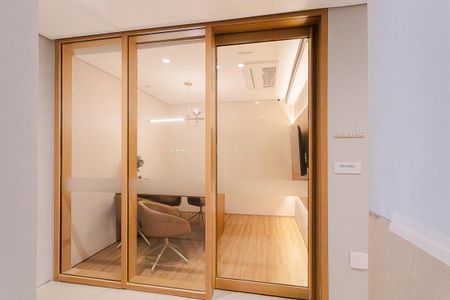 Apartamento à venda com 70m², 2 quartos e 1 vaga Apartamento à venda com 70m², 2 quartos e 1 vagaCoworking