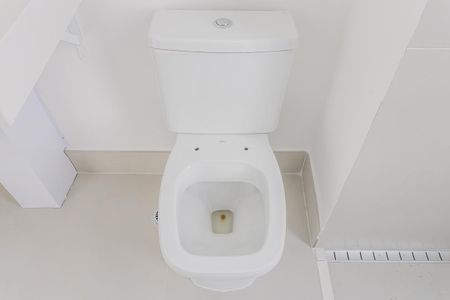 Apartamento à venda com 70m², 2 quartos e 1 vaga Apartamento à venda com 70m², 2 quartos e 1 vagaBanheiro da Suíte