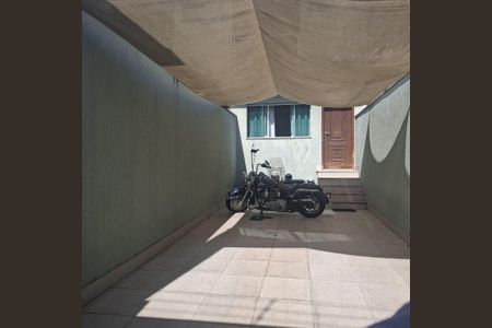 Casa à venda com 123m², 3 quartos e 2 vagas Casa à venda com 123m², 3 quartos e 2 vagasGaragem