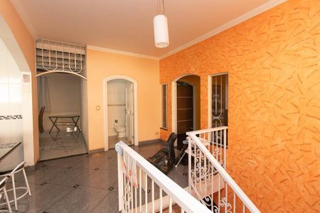 Casa à venda com 725m², 4 quartos e 6 vagas Casa à venda com 725m², 4 quartos e 6 vagasCozinha