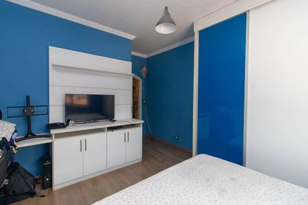 Casa à venda com 725m², 4 quartos e 6 vagas Casa à venda com 725m², 4 quartos e 6 vagasQuarto Suíte 2