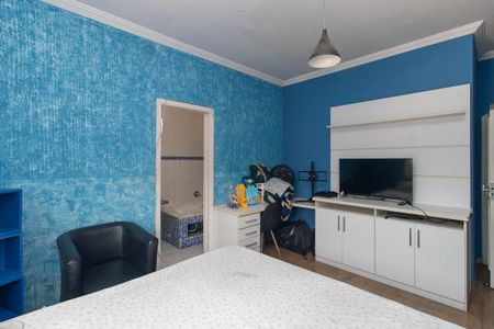 Casa à venda com 725m², 4 quartos e 6 vagas Casa à venda com 725m², 4 quartos e 6 vagasQuarto Suíte 2