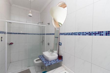 Casa à venda com 725m², 4 quartos e 6 vagas Casa à venda com 725m², 4 quartos e 6 vagasBanheiro da Suíte 2