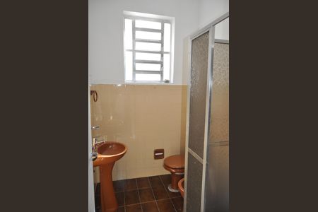 Apartamento à venda com 70m², 2 quartos e sem vagaBanheiro social