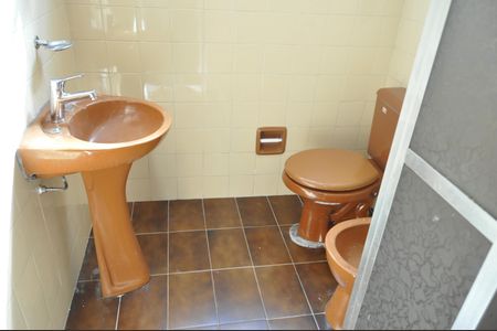 Apartamento à venda com 70m², 2 quartos e sem vagaBanheiro social