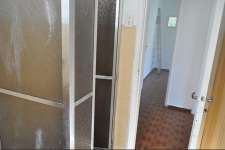 Apartamento à venda com 70m², 2 quartos e sem vagaBanheiro social