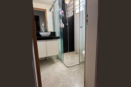Apartamento para alugar com 60m², 3 quartos e 1 vaga Apartamento para alugar com 60m², 3 quartos e 1 vagaBanheiro
