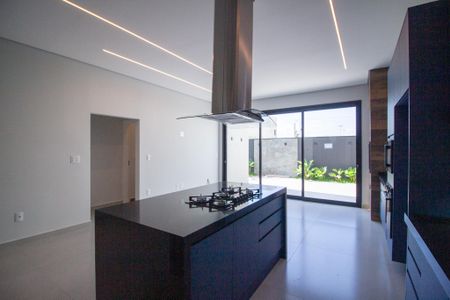 Casa de condomínio para alugar com 159m², 3 quartos e 4 vagas Casa de condomínio para alugar com 159m², 3 quartos e 4 vagasCozinha