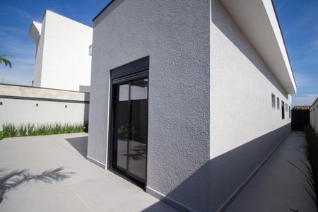 Casa de condomínio para alugar com 159m², 3 quartos e 4 vagas Casa de condomínio para alugar com 159m², 3 quartos e 4 vagasÁrea externa