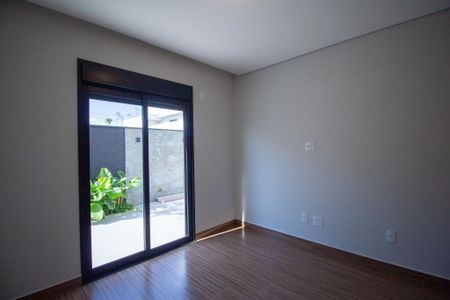 Casa de condomínio para alugar com 159m², 3 quartos e 4 vagas Casa de condomínio para alugar com 159m², 3 quartos e 4 vagasSuite 1