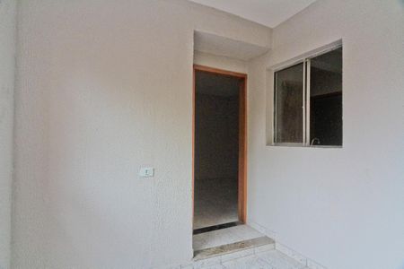 Casa para alugar com 55m², 2 quartos e 1 vaga Casa para alugar com 55m², 2 quartos e 1 vagaHall