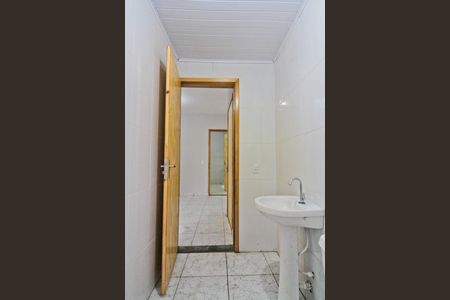 Casa para alugar com 55m², 2 quartos e 1 vaga Casa para alugar com 55m², 2 quartos e 1 vagaBanheiro