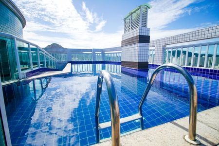 Apartamento para alugar com 36m², 1 quarto e 1 vaga Apartamento para alugar com 36m², 1 quarto e 1 vagaÁrea comum - Piscina