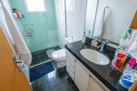 Apartamento à venda com 80m², 2 quartos e 2 vagas Apartamento à venda com 80m², 2 quartos e 2 vagassuite