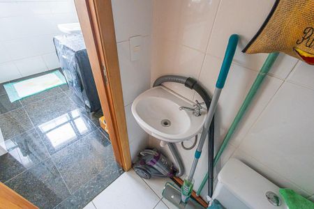 Apartamento à venda com 80m², 2 quartos e 2 vagas Apartamento à venda com 80m², 2 quartos e 2 vagasbanheiro de serviço