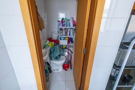 Apartamento à venda com 80m², 2 quartos e 2 vagas Apartamento à venda com 80m², 2 quartos e 2 vagasbanheiro de serviço