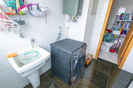 Apartamento à venda com 80m², 2 quartos e 2 vagas Apartamento à venda com 80m², 2 quartos e 2 vagasarea de serviço