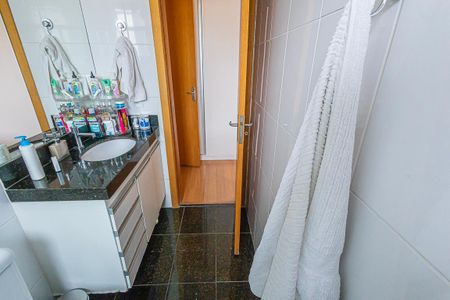 Apartamento à venda com 80m², 2 quartos e 2 vagas Apartamento à venda com 80m², 2 quartos e 2 vagassuite