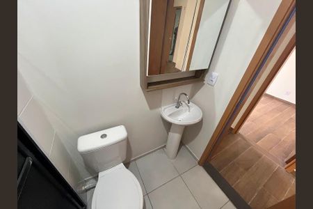 Apartamento à venda com 43m², 2 quartos e sem vaga Apartamento à venda com 43m², 2 quartos e sem vagaBanheiro