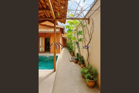 Casa à venda com 123m², 3 quartos e 2 vagas