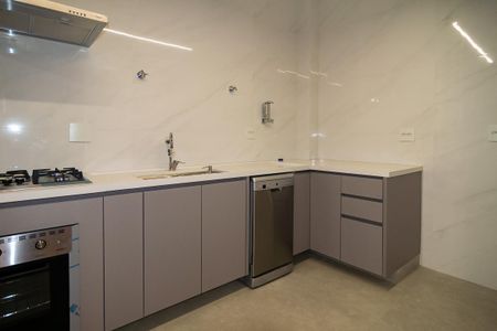 Apartamento para alugar com 140m², 2 quartos e 1 vaga Apartamento para alugar com 140m², 2 quartos e 1 vagaCozinha