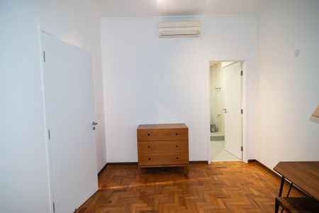 Apartamento para alugar com 140m², 2 quartos e 1 vaga Apartamento para alugar com 140m², 2 quartos e 1 vagaQuarto Suíte 2