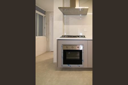 Apartamento para alugar com 140m², 2 quartos e 1 vaga Apartamento para alugar com 140m², 2 quartos e 1 vagaCozinha