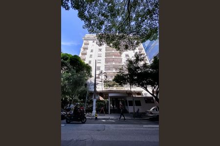 Apartamento para alugar com 140m², 2 quartos e 1 vaga