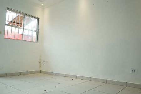 Sala de casa para alugar com 2 quartos, 50m² em Vila Nova Savoia, São Paulo