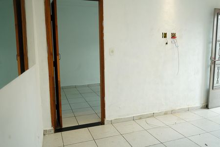 Casa para alugar com 50m², 2 quartos e 1 vagaSala