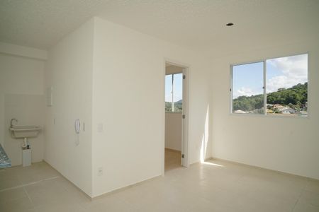 Sala de apartamento para alugar com 2 quartos, 51m² em Várzea das Moças, Niterói