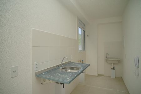 Apartamento para alugar com 51m², 2 quartos e 1 vaga Apartamento para alugar com 51m², 2 quartos e 1 vagaCozinha e Área de Serviço