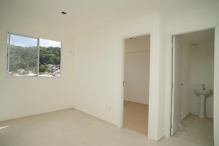 Sala de apartamento para alugar com 2 quartos, 51m² em Várzea das Moças, Niterói