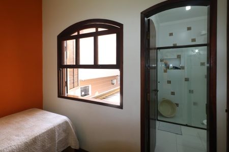 Casa para alugar com 263m², 3 quartos e 7 vagas Casa para alugar com 263m², 3 quartos e 7 vagasSuíte 2