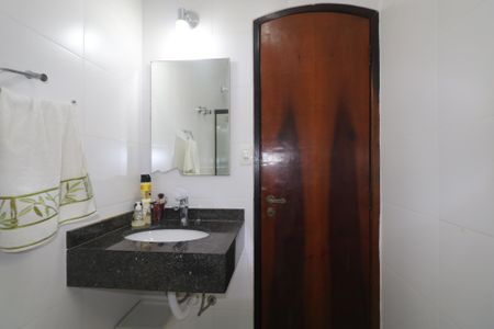 Casa para alugar com 263m², 3 quartos e 7 vagas Casa para alugar com 263m², 3 quartos e 7 vagasBanheiro da Suíte 2