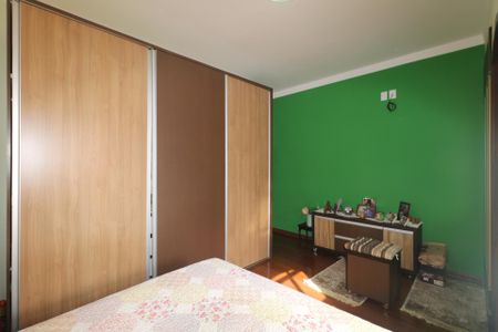 Casa para alugar com 263m², 3 quartos e 7 vagas Casa para alugar com 263m², 3 quartos e 7 vagasSuíte 3
