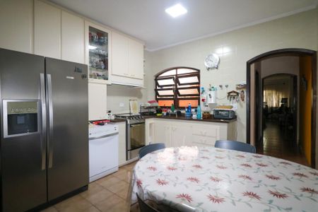 Casa para alugar com 263m², 3 quartos e 7 vagas Casa para alugar com 263m², 3 quartos e 7 vagasCozinha