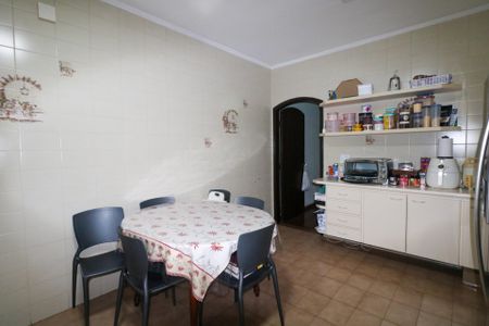 Casa para alugar com 263m², 3 quartos e 7 vagas Casa para alugar com 263m², 3 quartos e 7 vagasCozinha