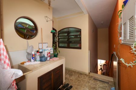 Casa para alugar com 263m², 3 quartos e 7 vagas Casa para alugar com 263m², 3 quartos e 7 vagasQuintal