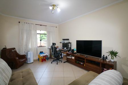 Casa para alugar com 263m², 3 quartos e 7 vagas Casa para alugar com 263m², 3 quartos e 7 vagasSala