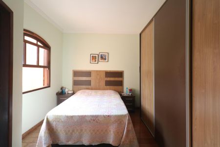 Casa para alugar com 263m², 3 quartos e 7 vagas Casa para alugar com 263m², 3 quartos e 7 vagasSuíte 3