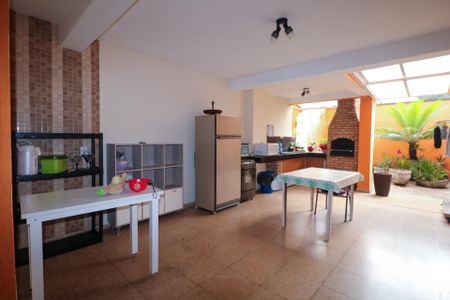 Casa para alugar com 263m², 3 quartos e 7 vagas Casa para alugar com 263m², 3 quartos e 7 vagasÁrea Gourmet