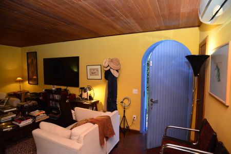 Casa à venda com 350m², 5 quartos e 3 vagasSala de Estar