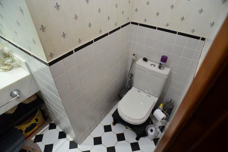 Casa à venda com 350m², 5 quartos e 3 vagasBanheiro Social 2