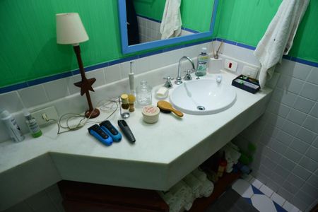 Casa à venda com 350m², 5 quartos e 3 vagasBanheiro Social 1