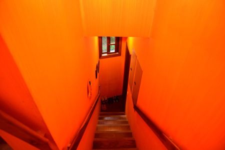 Casa à venda com 350m², 5 quartos e 3 vagasAcesso Segundo Piso