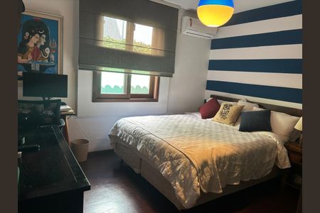 Casa à venda com 350m², 5 quartos e 3 vagasQuarto 1