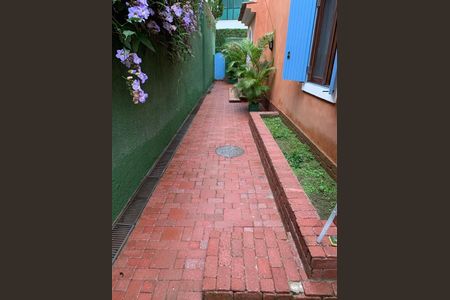Casa à venda com 350m², 5 quartos e 3 vagasQuintal