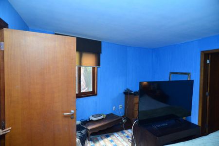 Casa à venda com 350m², 5 quartos e 3 vagasSuíte