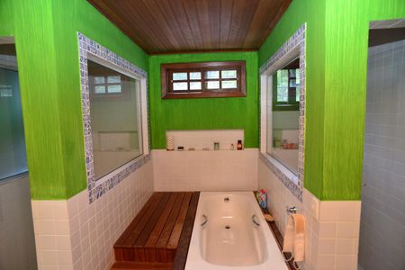 Casa à venda com 350m², 5 quartos e 3 vagasBanheiro Suíte